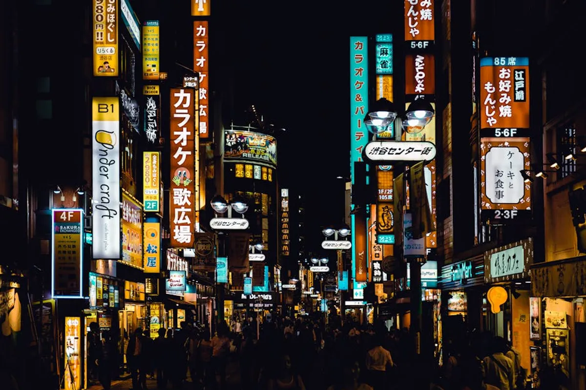Best nightlife for budget travelers