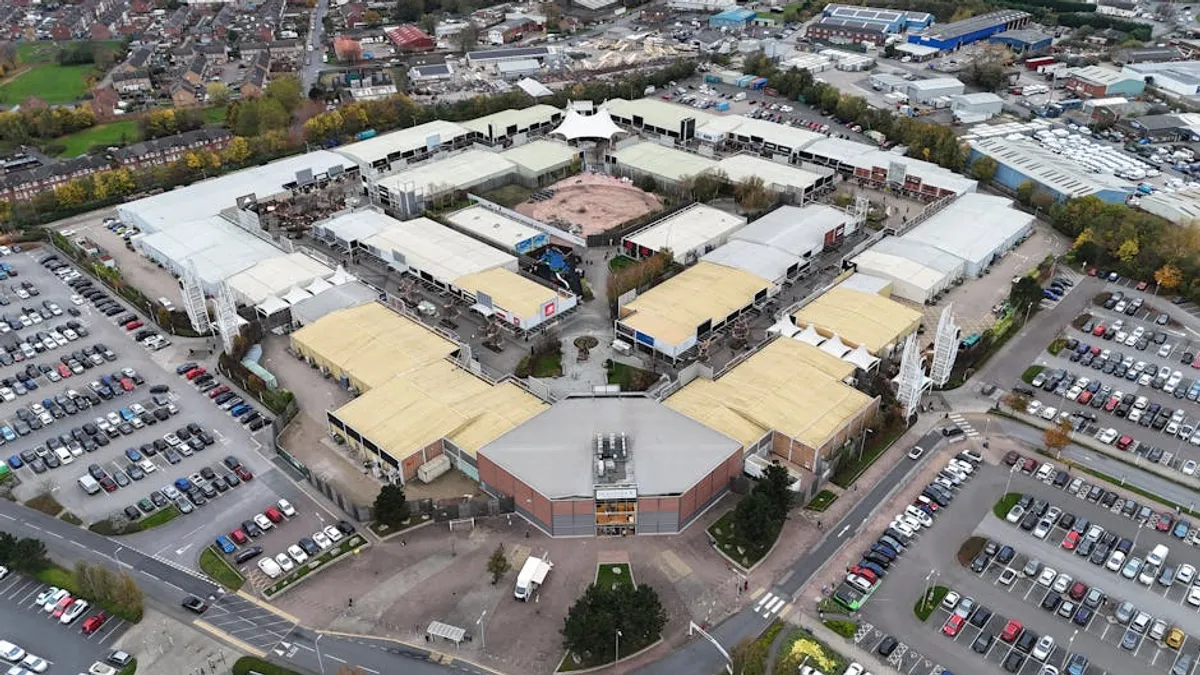 Best shopping outlets for first-time visitors